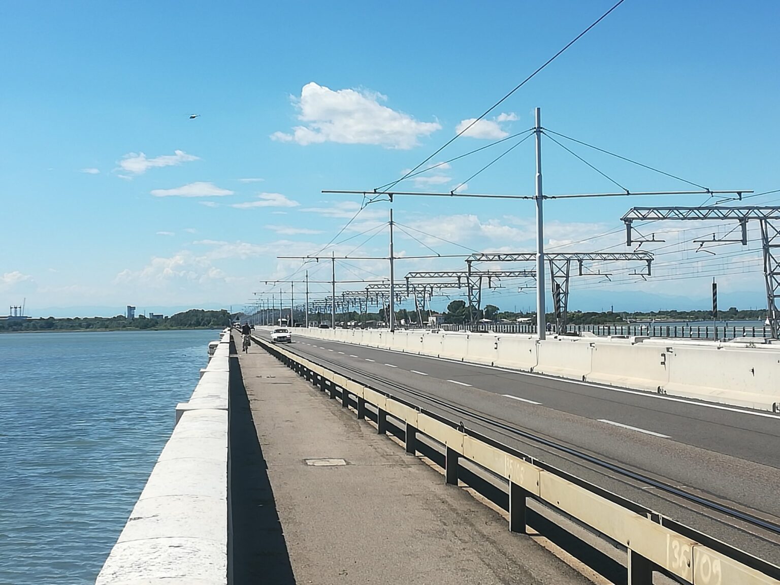 Laguna Pista Ciclabile 2