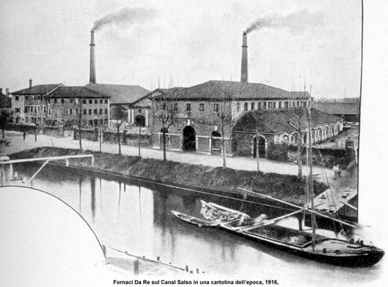 Le ex Fornaci Da Re nel 1916 e il Canal Salso