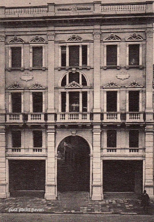 Palazzo Vivit 1926 (collezione Paolo Pavan)