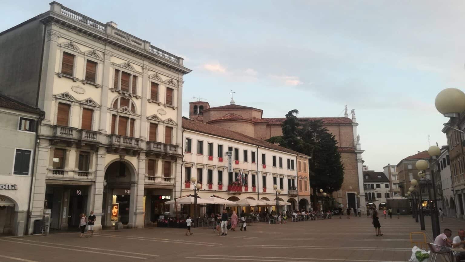 I tre edifici realizzati dai Vivit oggi