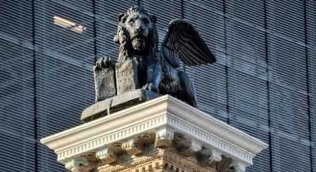 Leone di San Marco posto sopra la Colonna della Sortita