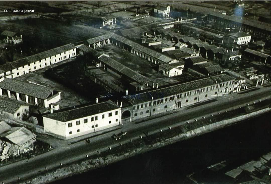 Lo scopificio Krull di Via Forte Marghera (foto Paolo Pavan)