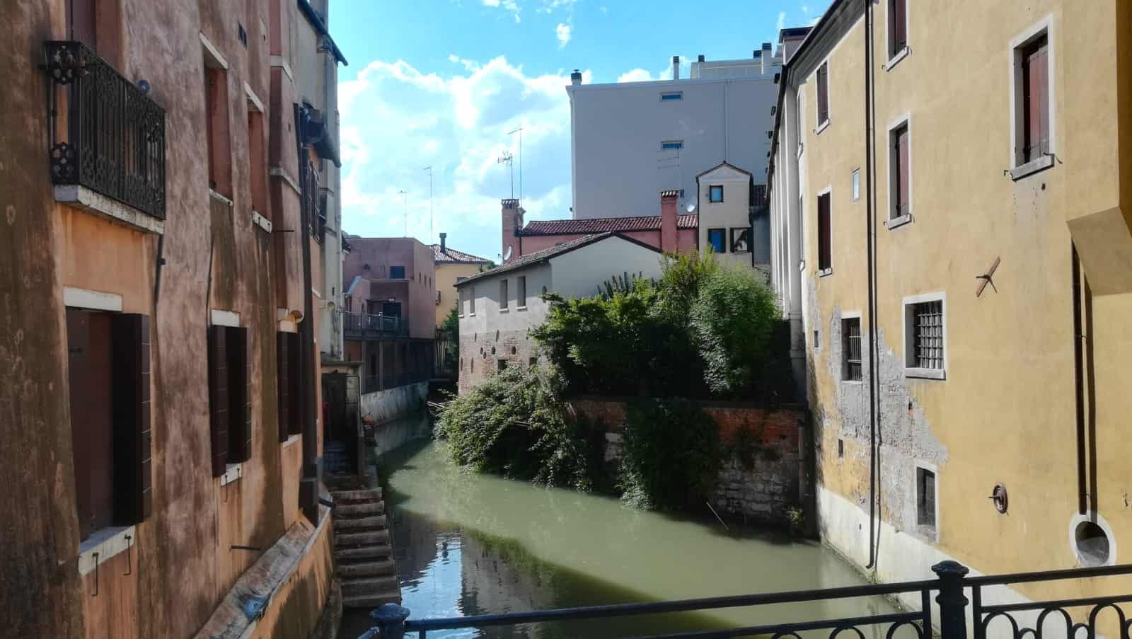 Il Ramo delle Beccherie visto dalla Piazza