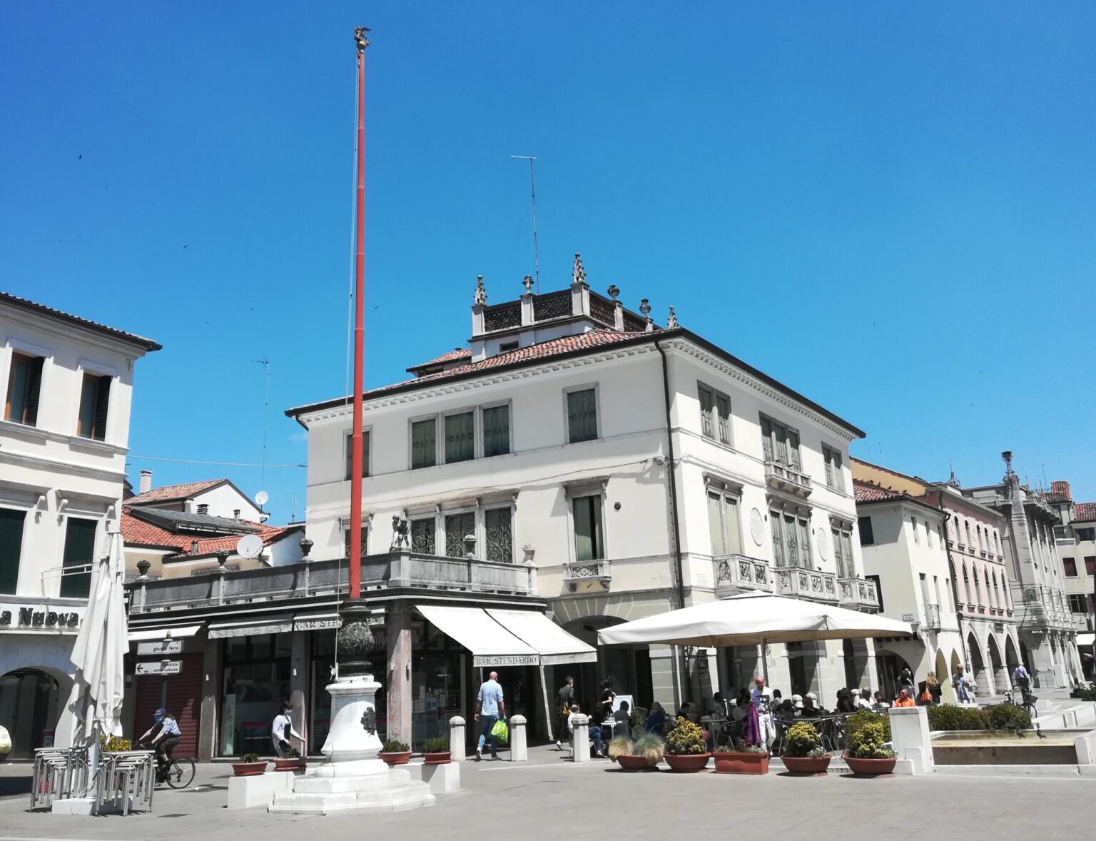 Palazzo da Re bar