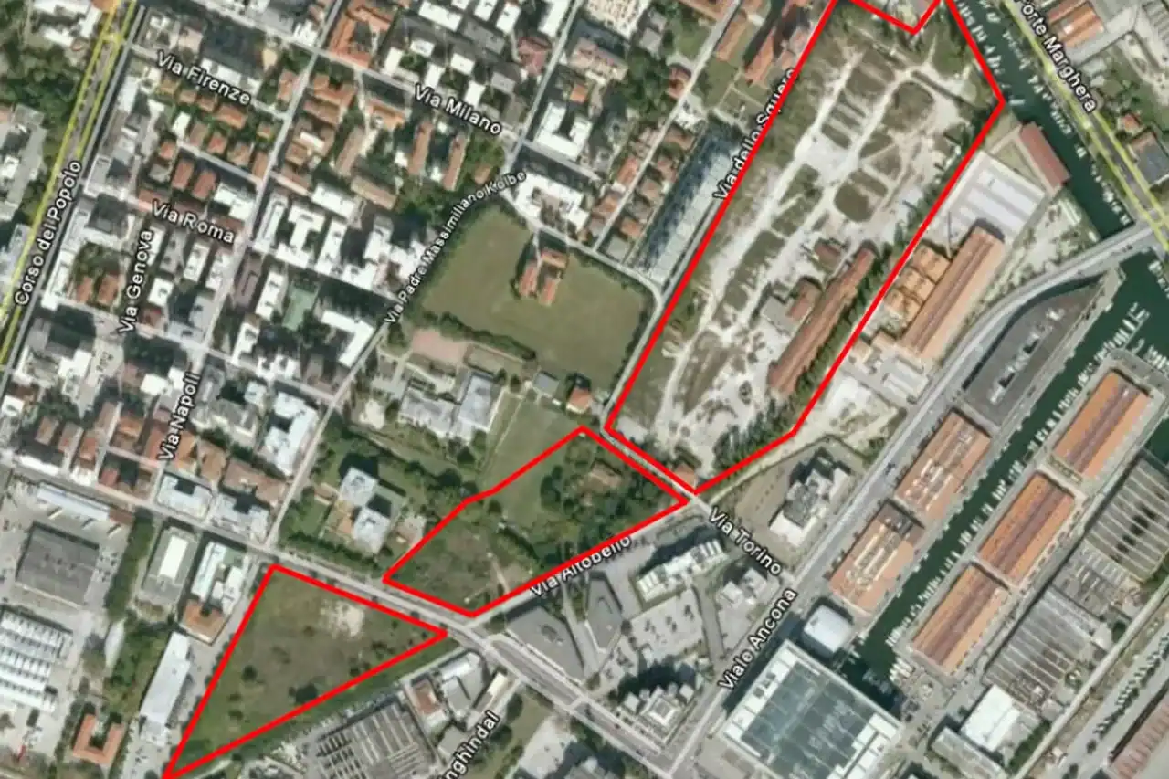 L'Area CLEDCA prima della bonifica