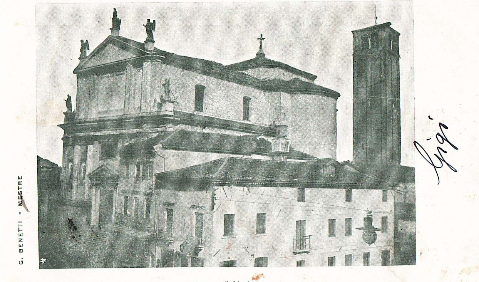 Il duomo di San Lorenzo a Mestre all'inizio del Novecento, in una cartolina