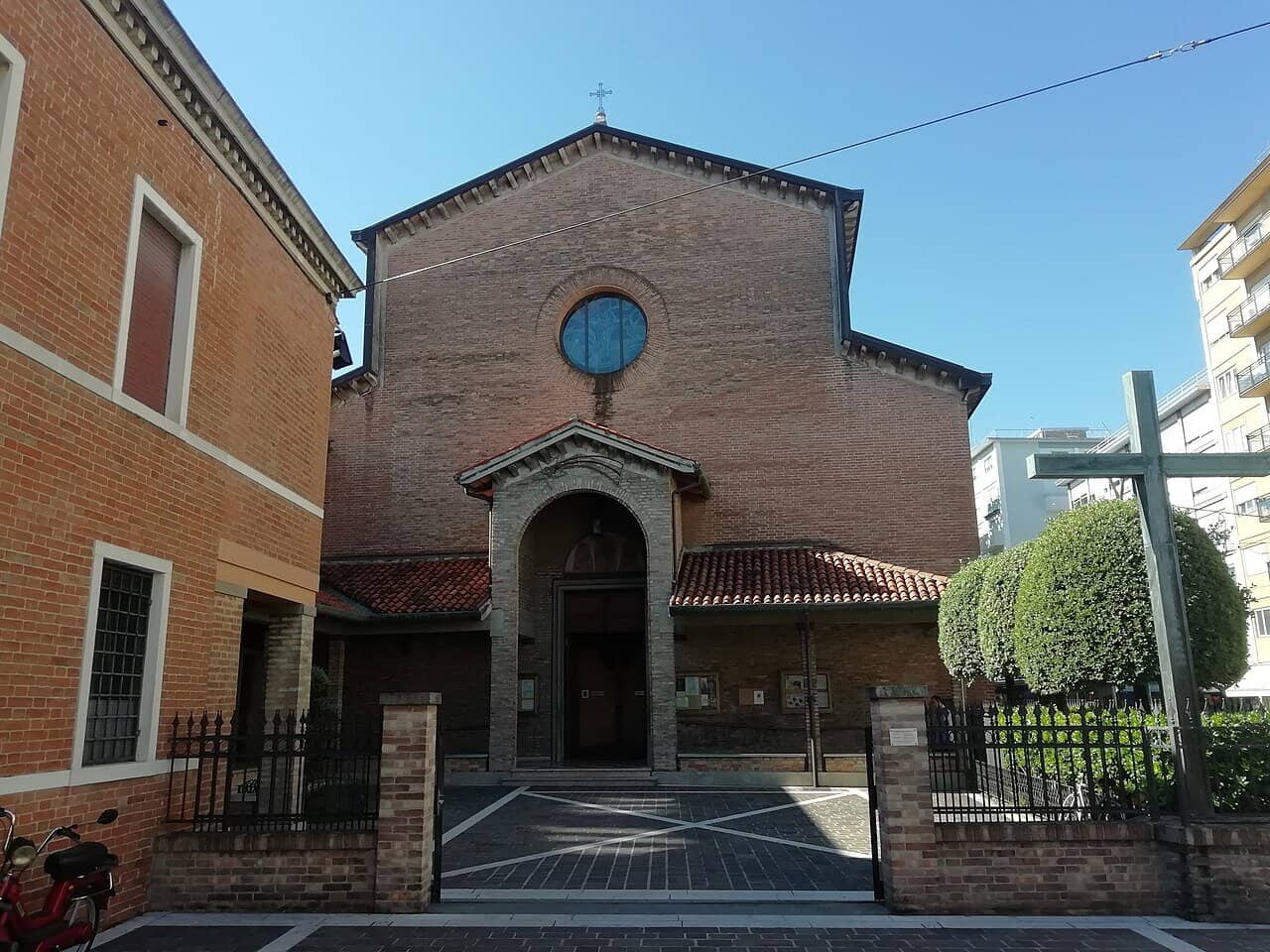 La chiesa di San Carlo Borromeo dei Cappuccini a Mestre oggi
