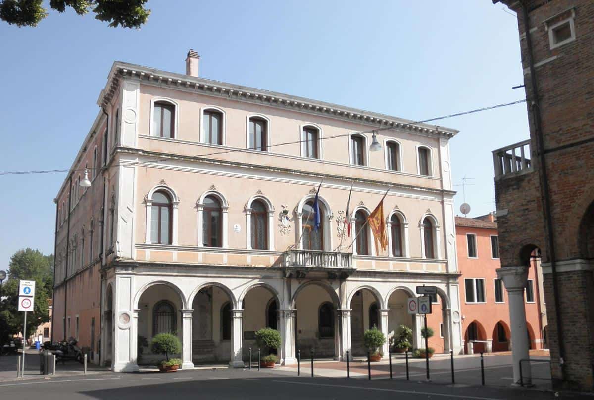 Il palazzo del Municipio di Mestre