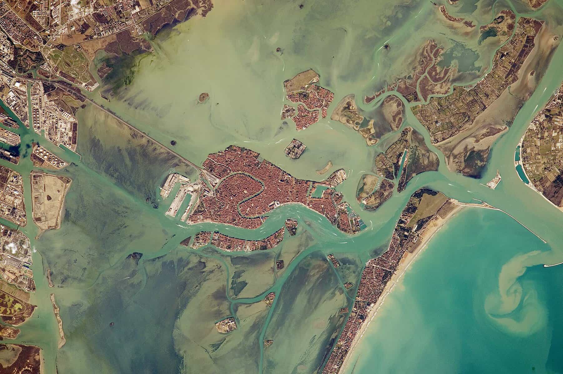 Venezia, Murano e la laguna nord fotografate dalla Stazione spaziale internazionale